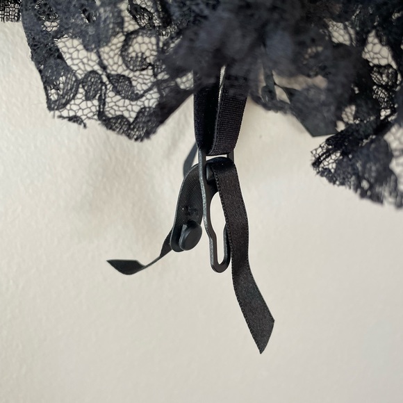 Victoria secret lingerie sexy little things - Picture 3 of 8